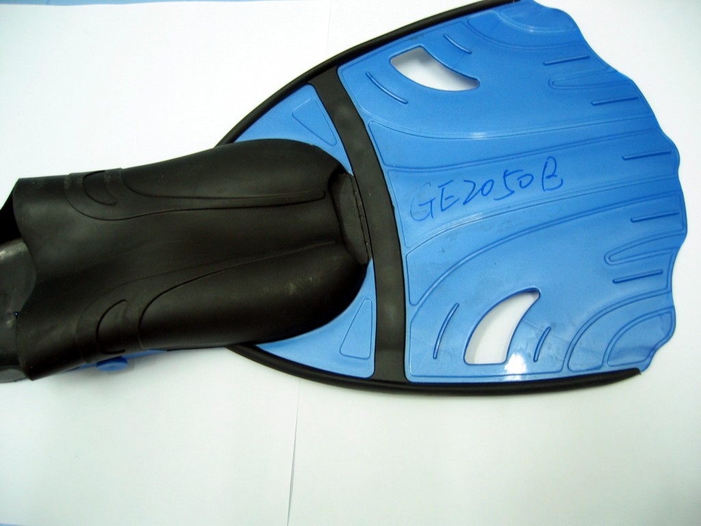 廣東tpe廠家 tpe原料廠 tpe阻燃料 無(wú)鹵阻燃tpr tpr原料 廣東tpe廠家 tpe原料廠 tpe阻燃料 無(wú)鹵阻燃tpr tpr原料