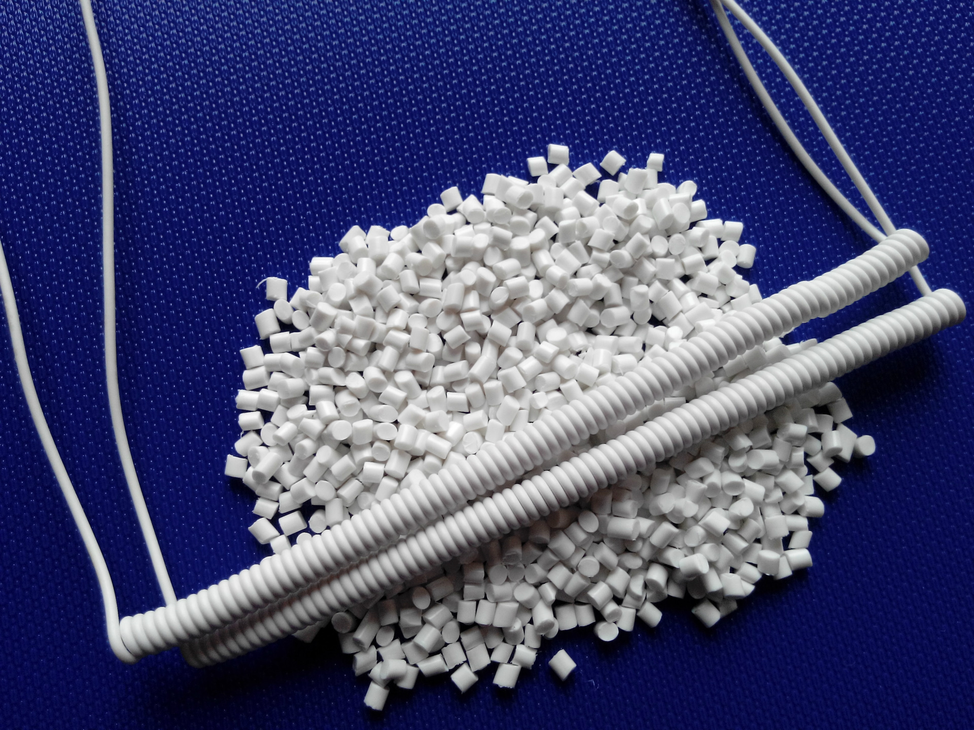 TA70C1-01 tpr塑料顆粒 tpe水杯材料 TA70C1-01 tpr塑料顆粒 tpe水杯材料